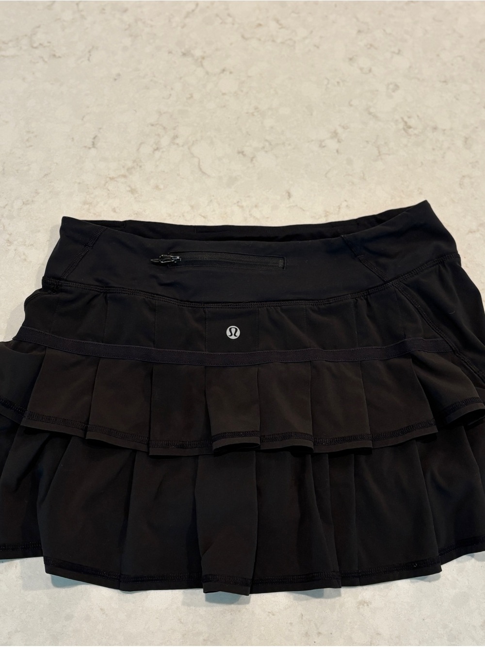 Lululemon Black Athletic Skirt Skort Built-In Shorts Size 6 🖤✨